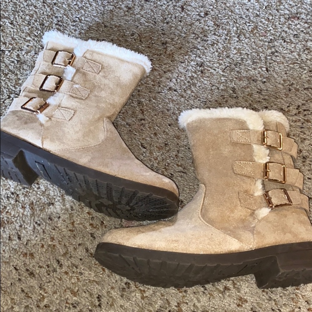 Rue21 Winter Boots Beige -Sz. 7